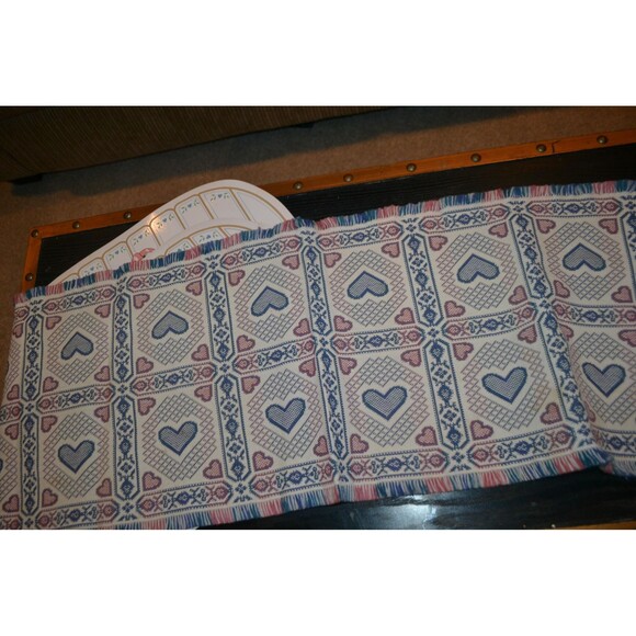 Country Cottage Beary Sweet with Hearts Table Runner & Placemats - Picture 6 of 6